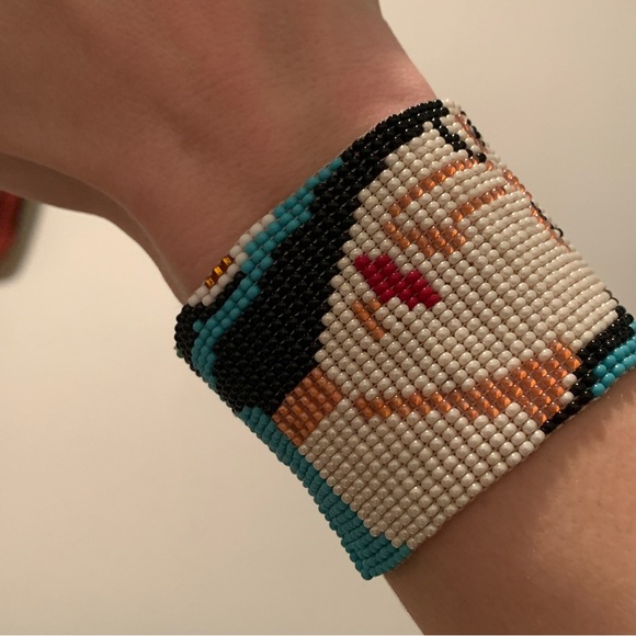 Beaded mother Mary virgin wide bracelet - Picture 12 of 13